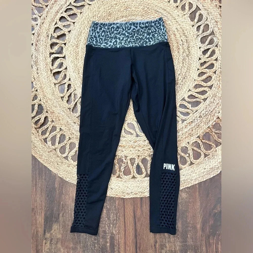 Victoria Secret’s PINK Leggings Size Med Grey Cheetah Print